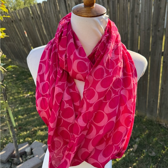 Coach Fuchsia Signature Pattern Scarf - Picture 2 of 11